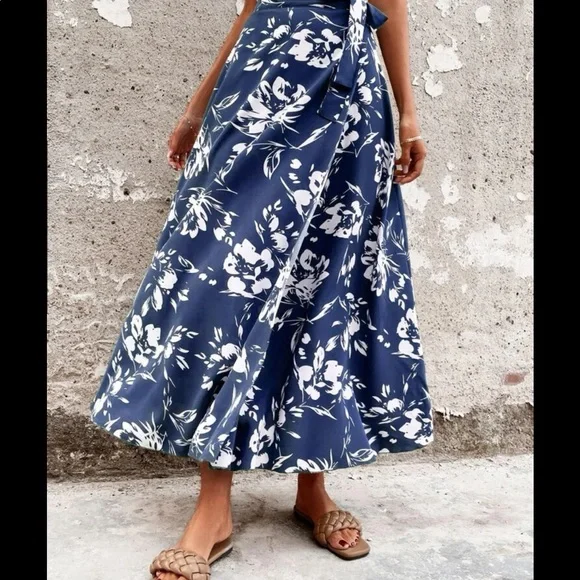 Boho Floral Print Belted Skirt - Picture 5 of 16